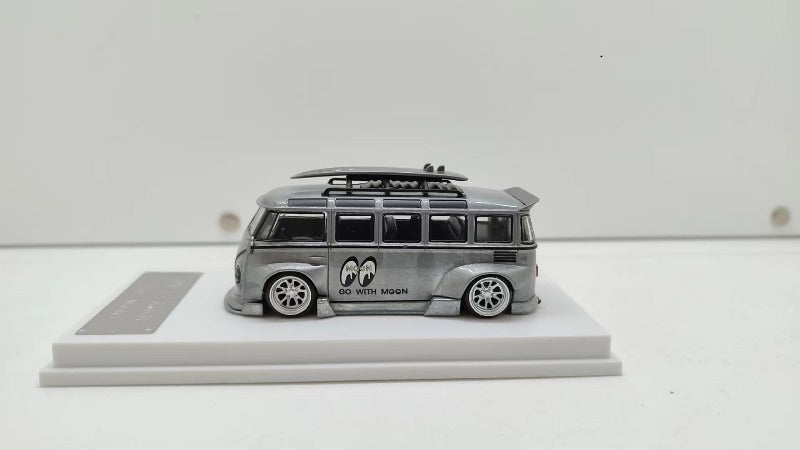 Pre-Order) TPC Volkswagen VW T1 Kombi MOONEYES RAW VERSION Limited