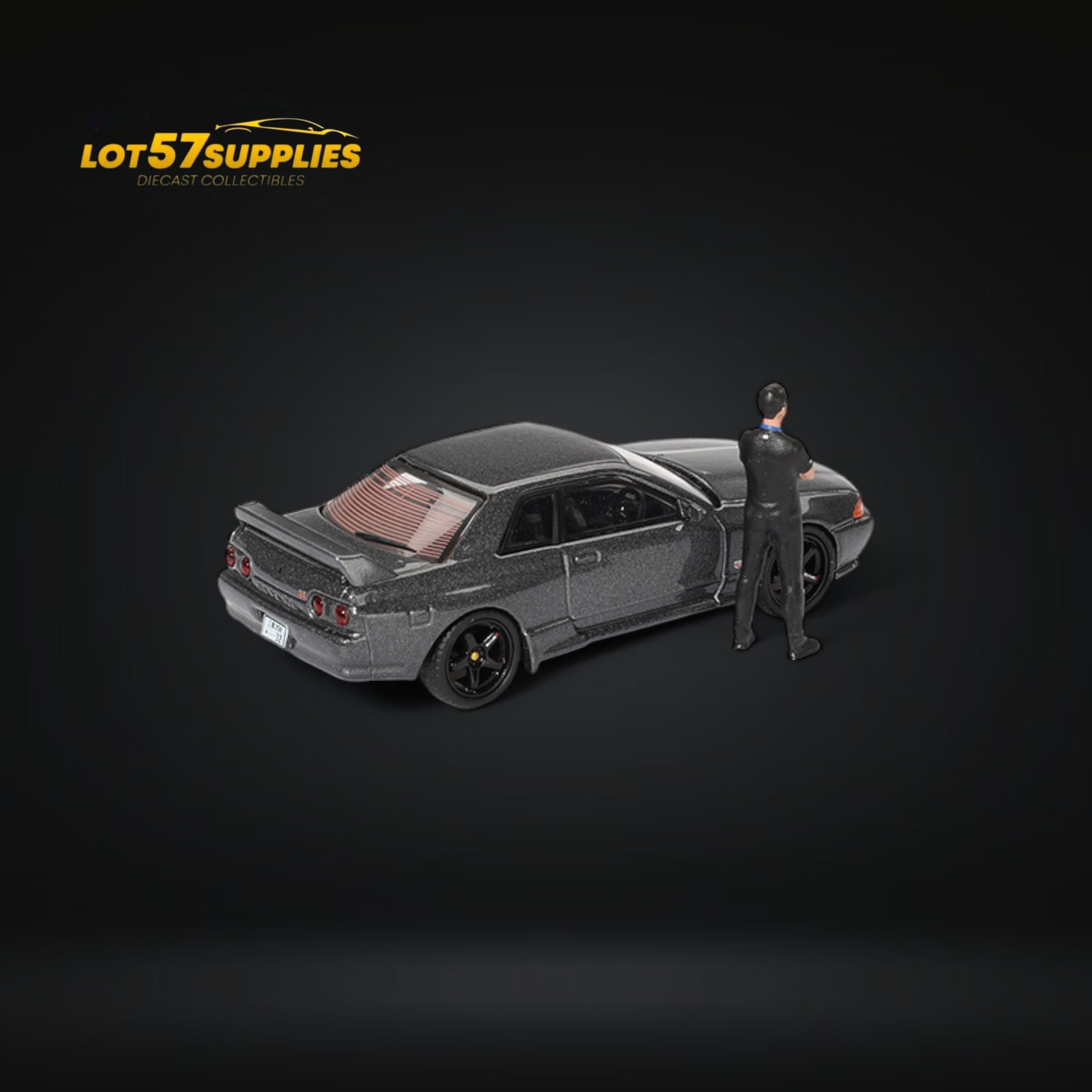 Mini-GT Nissan Skyline R32 Nismo Gunmetal With Matsuda Figure #869 1:64 MGT00869