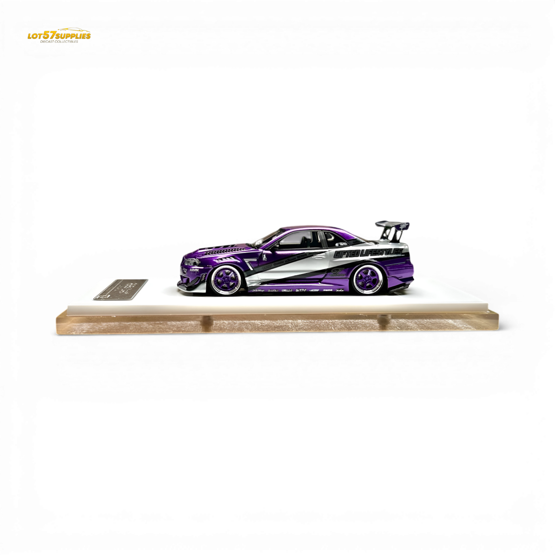 Error404 x LOT 57 RYOHE's Skyline R34 "GIFTED" Resin 1:64 - Image 3