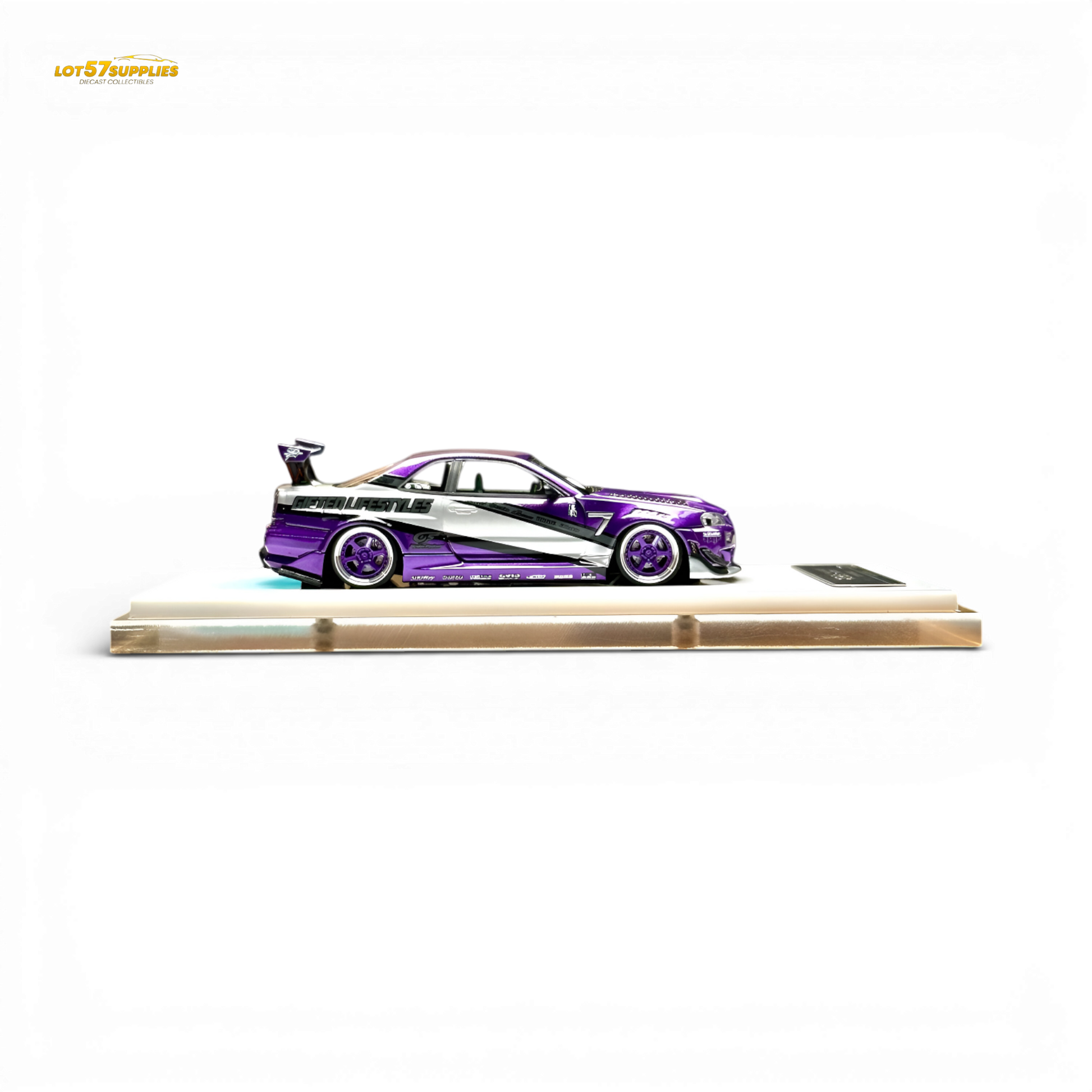 Error404 x LOT 57 RYOHE's Skyline R34 "GIFTED" Resin 1:64 - Image 6