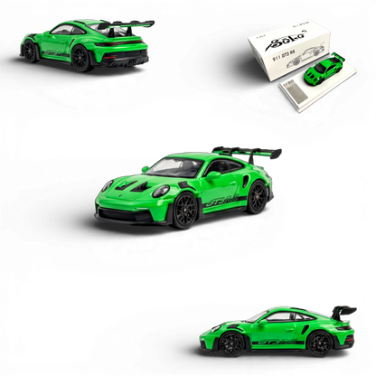 SOLO Porsche 911 992 GT3 RS Lizard Green 1:64 - Image 1