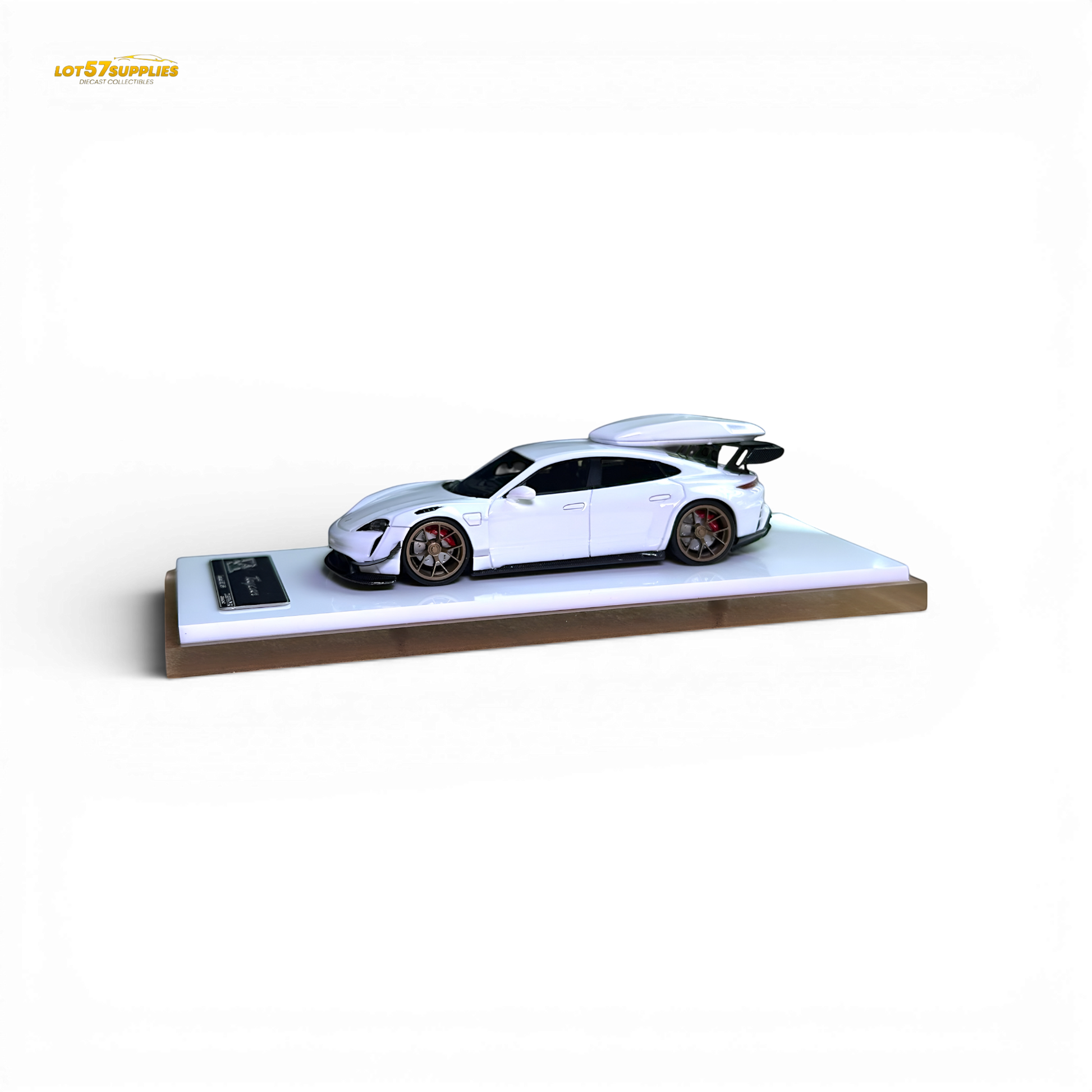 Error404 Porsche Taycan White with Roof Box 1:64 - Image 2