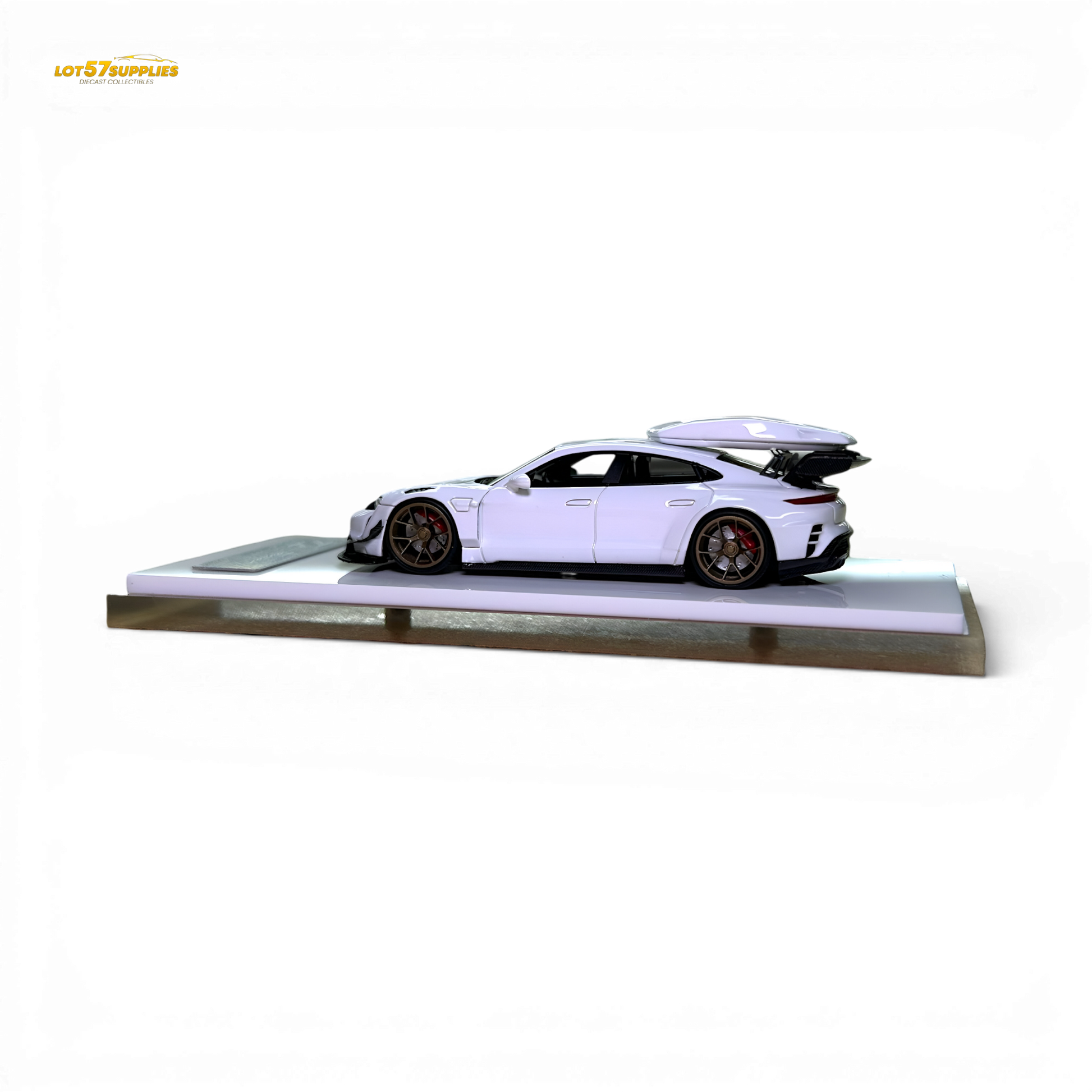 Error404 Porsche Taycan White with Roof Box 1:64 - Image 5