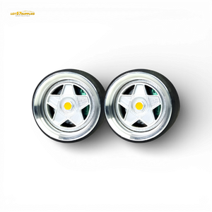 Skalwerk Modena Silver 1:64 Wheels - Image 1