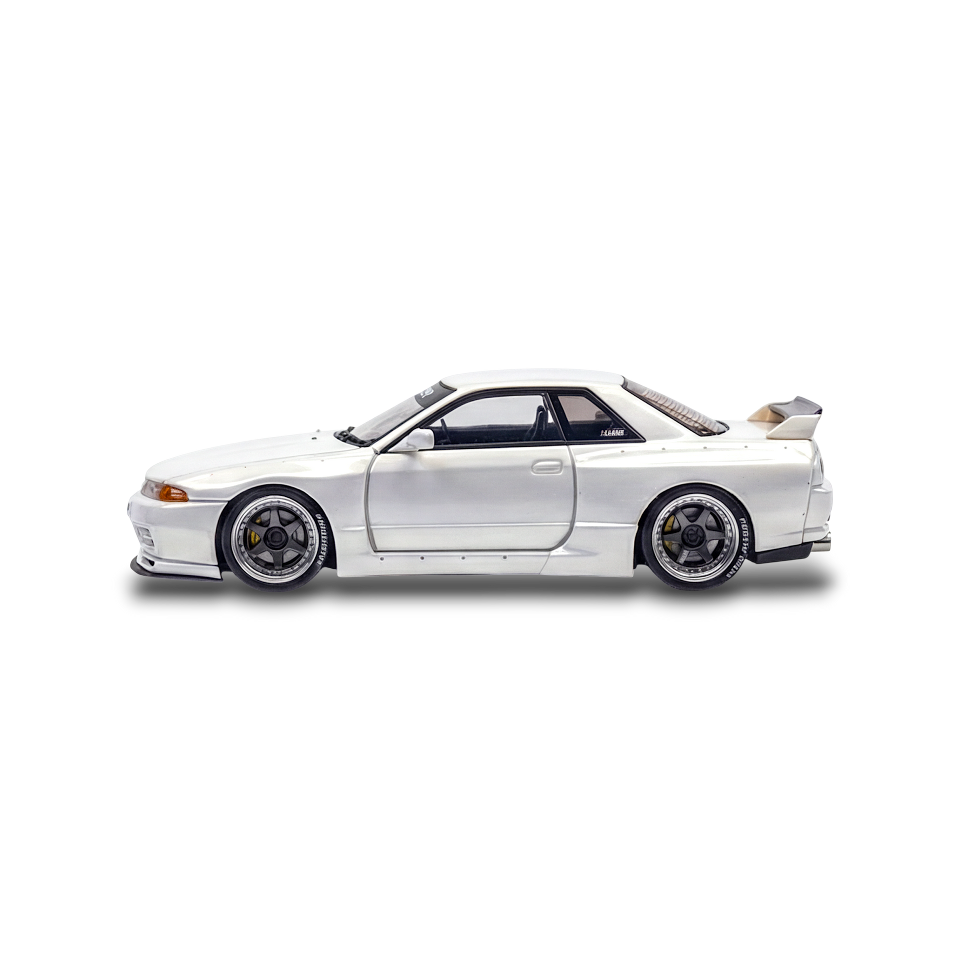 404ERROR R32 Rocket Rabbit - Pearl White 1:64 - Image 2