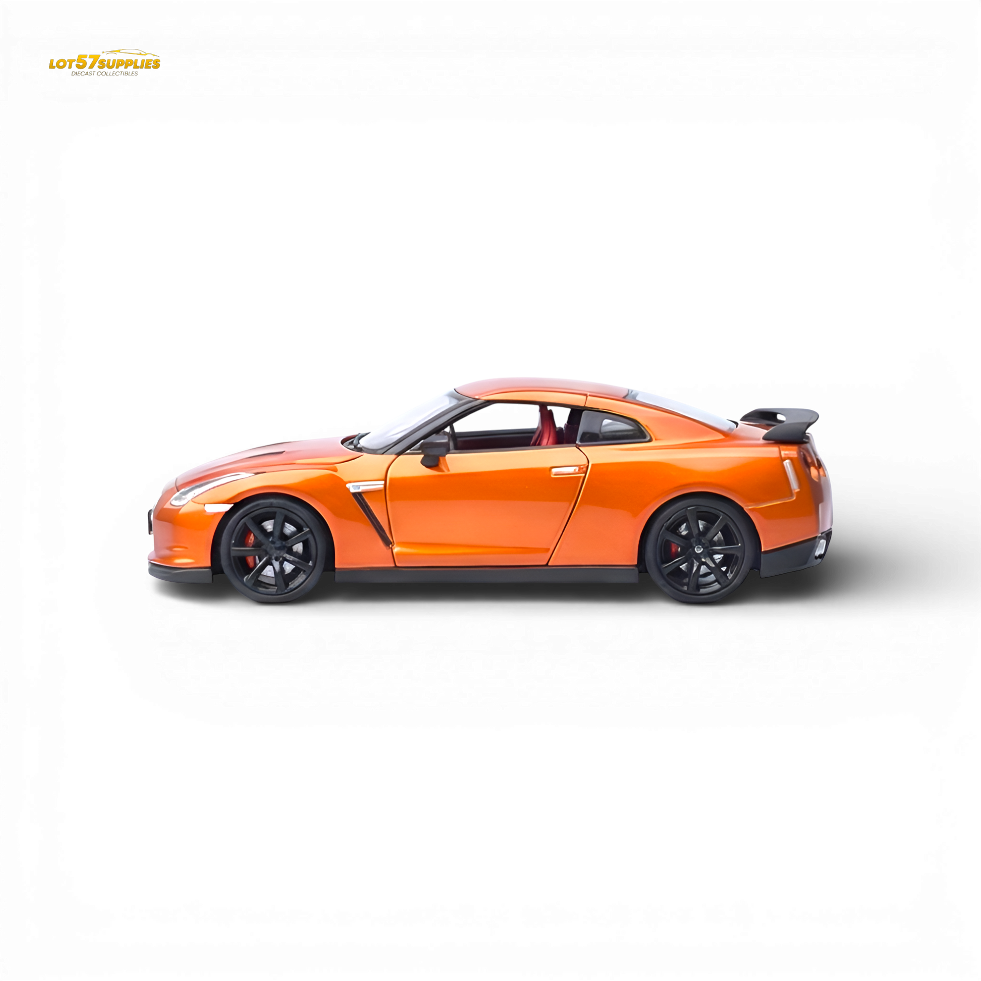 (Pre-Order) Focal Horizon Nissan GT-R R35 - Lava Orange 1:64 - Image 4