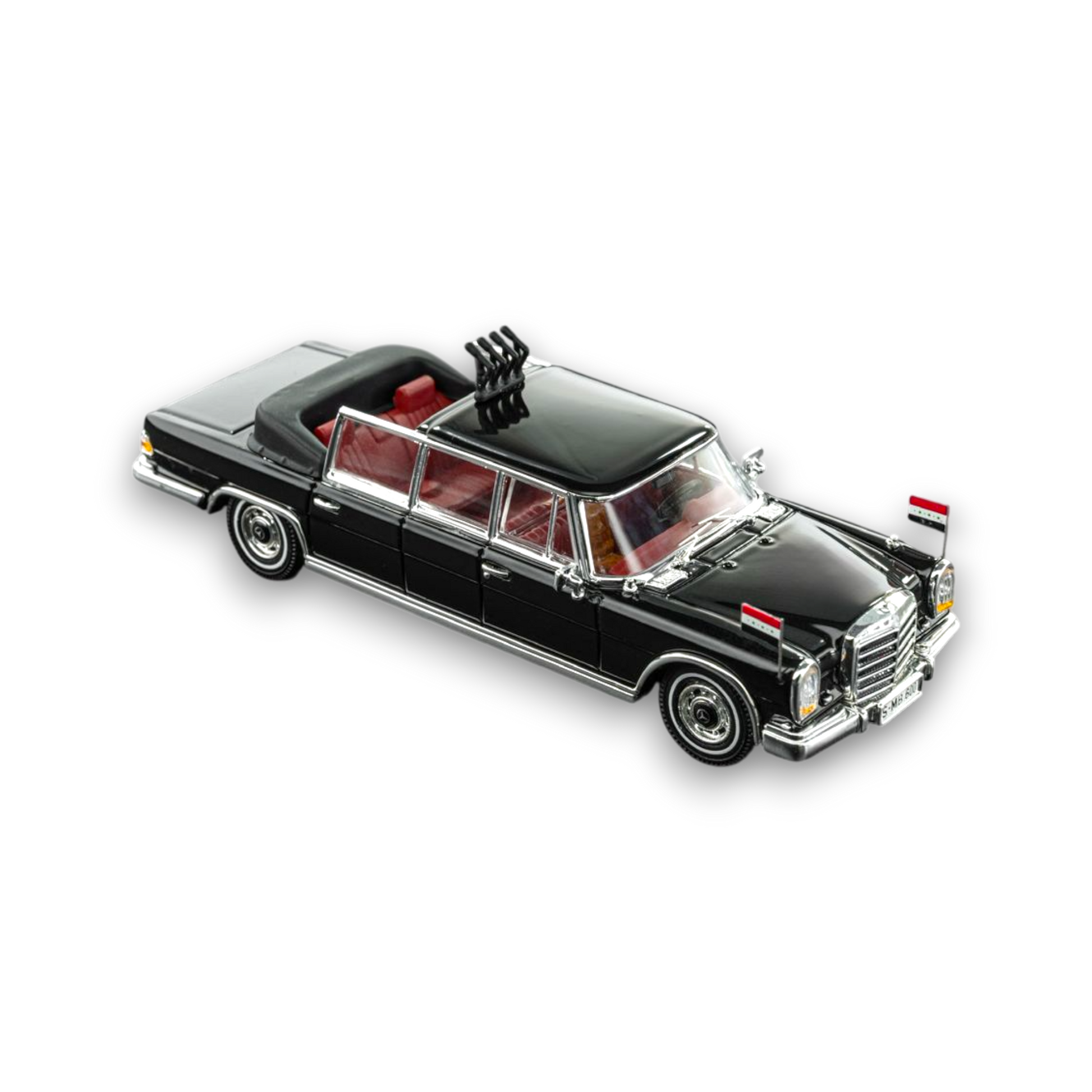 DCM Mercedes-Benz Pullman 600 - Black Microphone Version 1:64 - Image 4