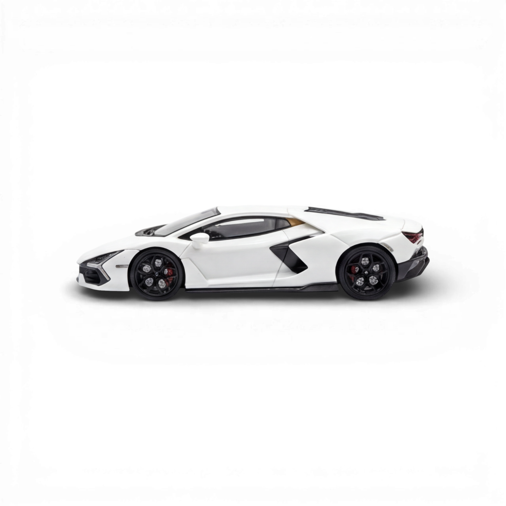 Flame Revuelto - Pearl White 1:64 Resin - Image 1