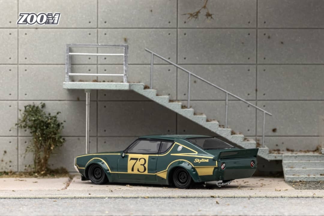 (Pre-Order) Zoom Nissan Skyline 2000 GT-R (KPGC10) YELLOW WHITE / GREEN / PINK / RED 1:64