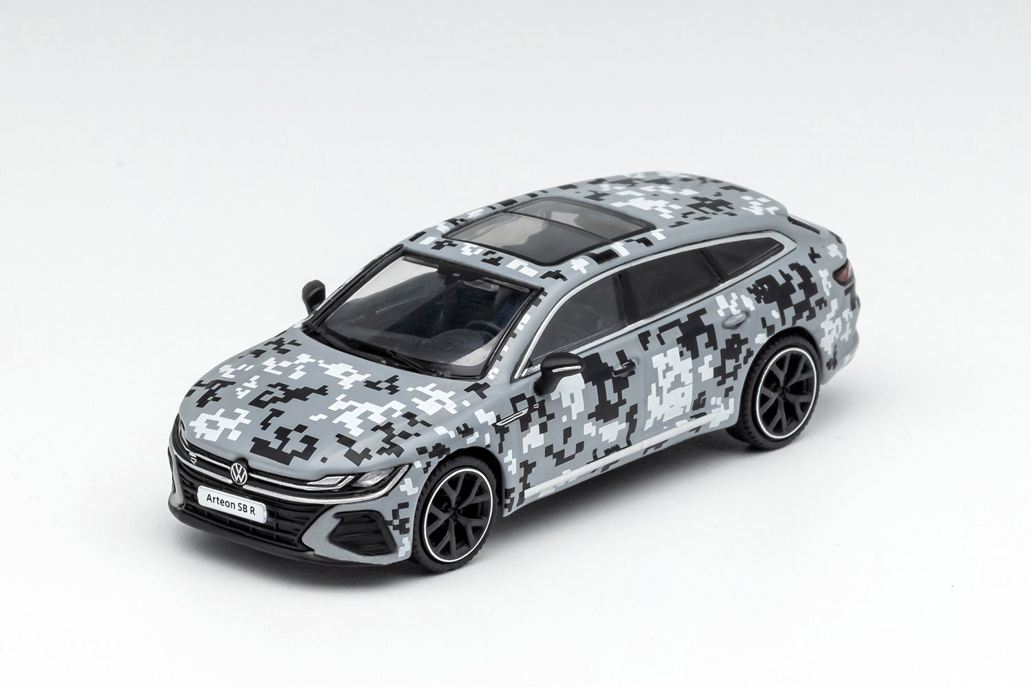 バンダイ VOLKSWAGEN アビュランス 約25cm GCD Volkswagen Arteon R Grey Urban Camouflage 1:64 KS-030-202