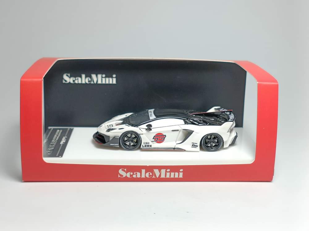 ScaleMini Lamborghini Aventador GT EVO LBWK LB-Silhouette Works in White Limited to 499 Pcs 1:64 Resin