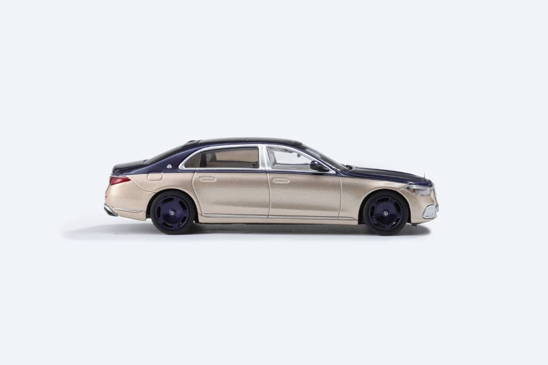 AR BOX 2021 Mercedes-Benz Maybach W223 Blue-Gold 2-Tone Licensed Product 1:64