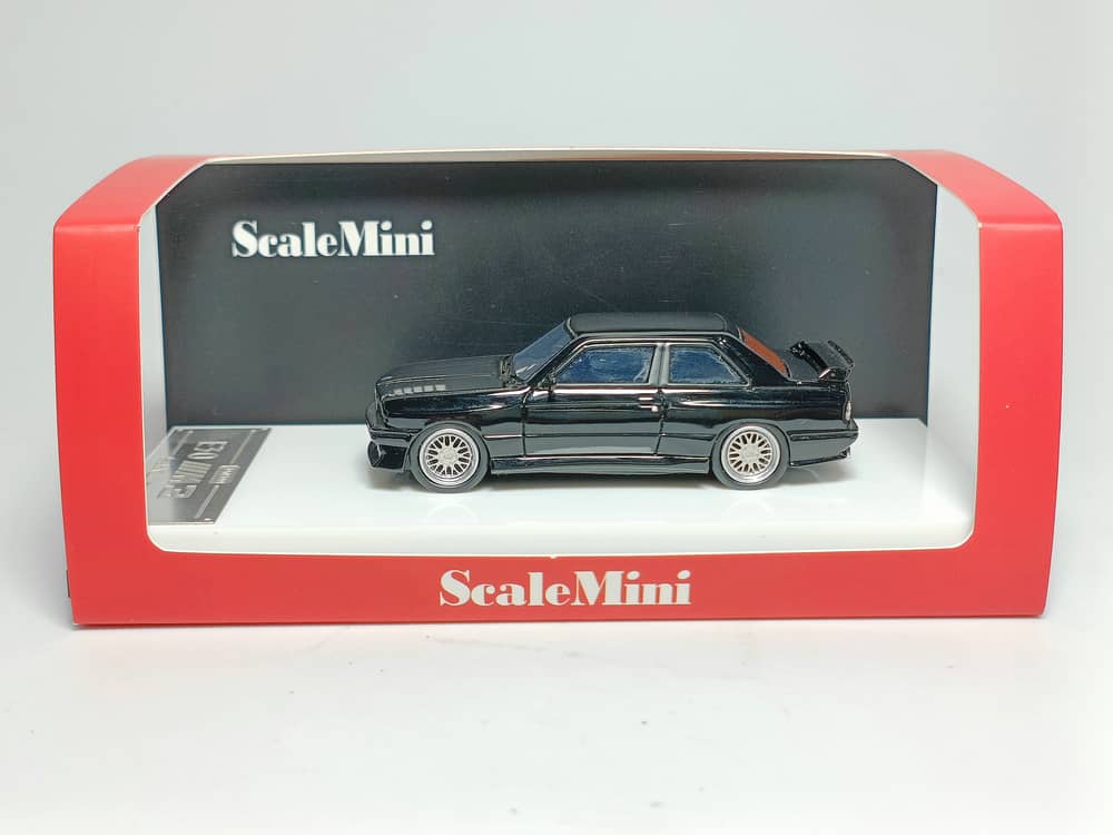 ScaleMini BMW M3 E30 Gloss Black Limited to 499 Pcs 1:64 Resin