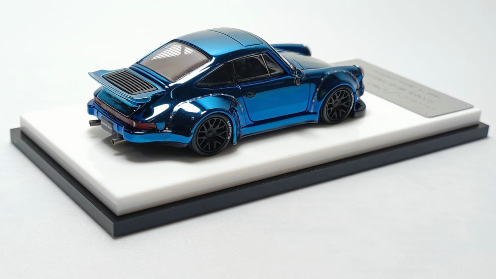 MC Porsche RWB 930 Blue Chrome Version Ducktail Diecast 1:64