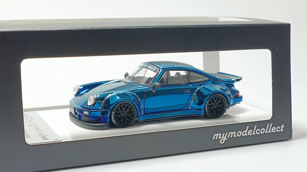 MC Porsche RWB 930 Blue Chrome Version Ducktail Diecast 1:64