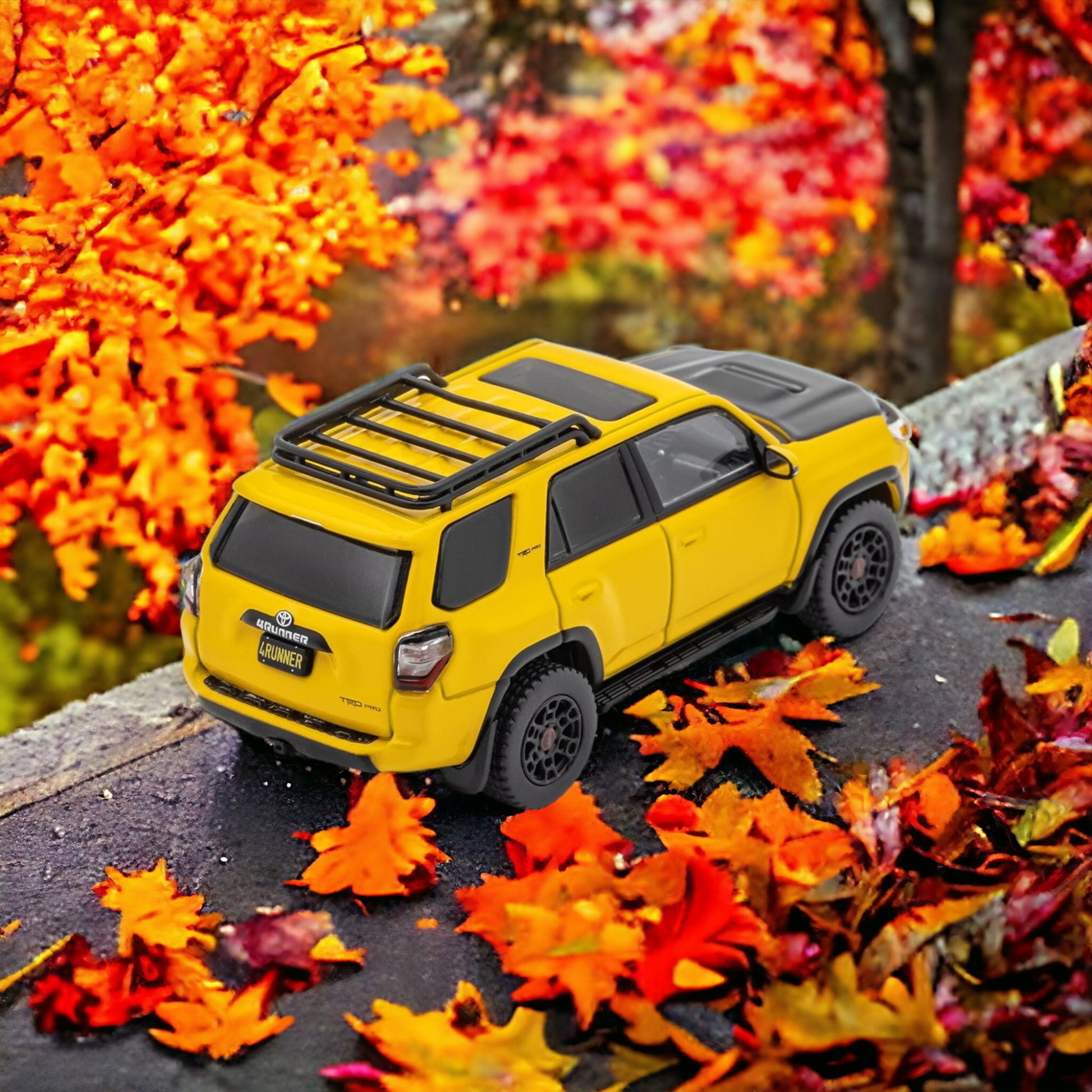 GCD Toyota 4 RUNNER SUV 4x4 OFF ROAD in Yellow 1:64