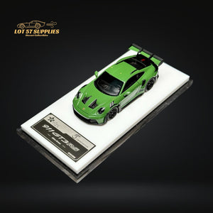 FuelMe Porsche 911 (992) GT3 RS in Olive Green 1:64