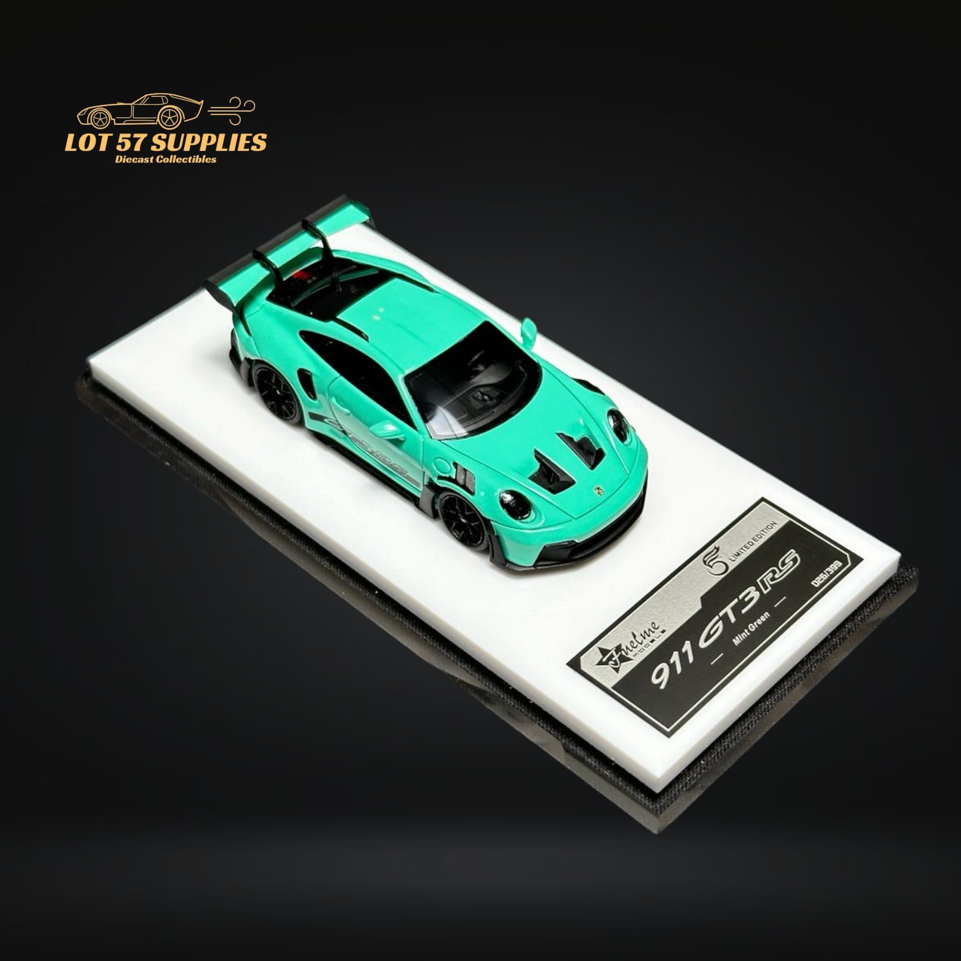 FuelMe Porsche 911 (992) GT3 RS in Mint Green 1:64