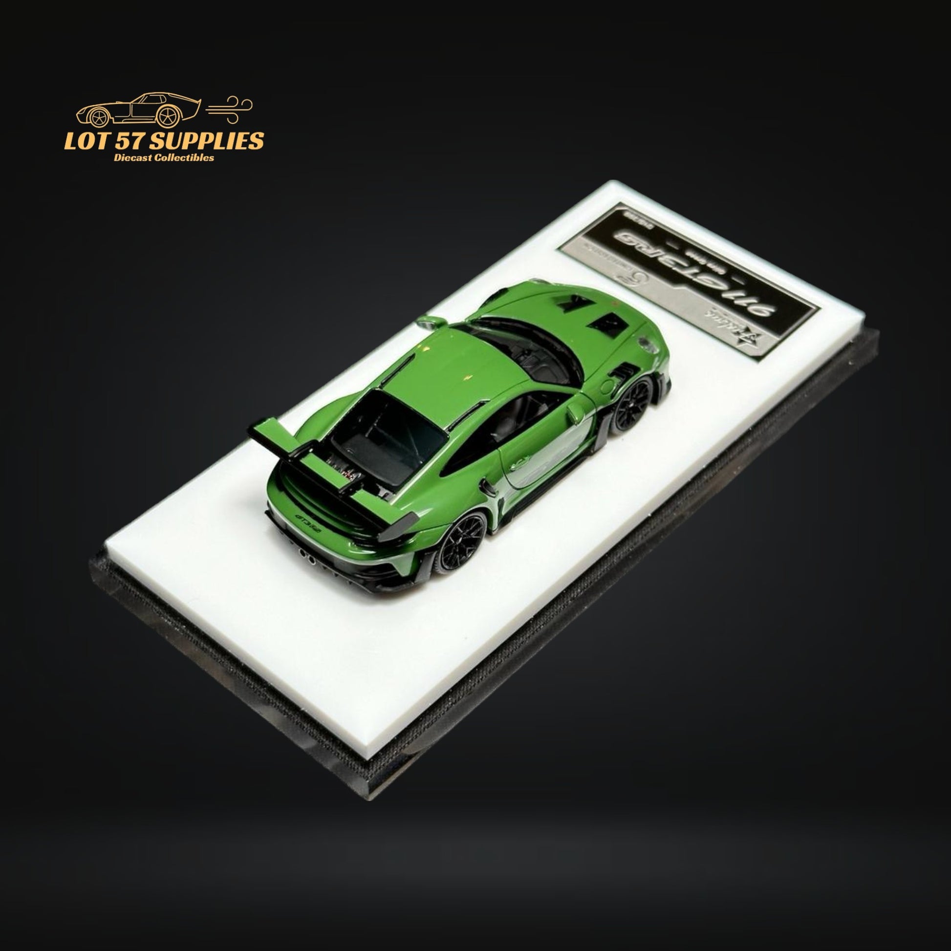 FuelMe Porsche 911 (992) GT3 RS in Olive Green 1:64