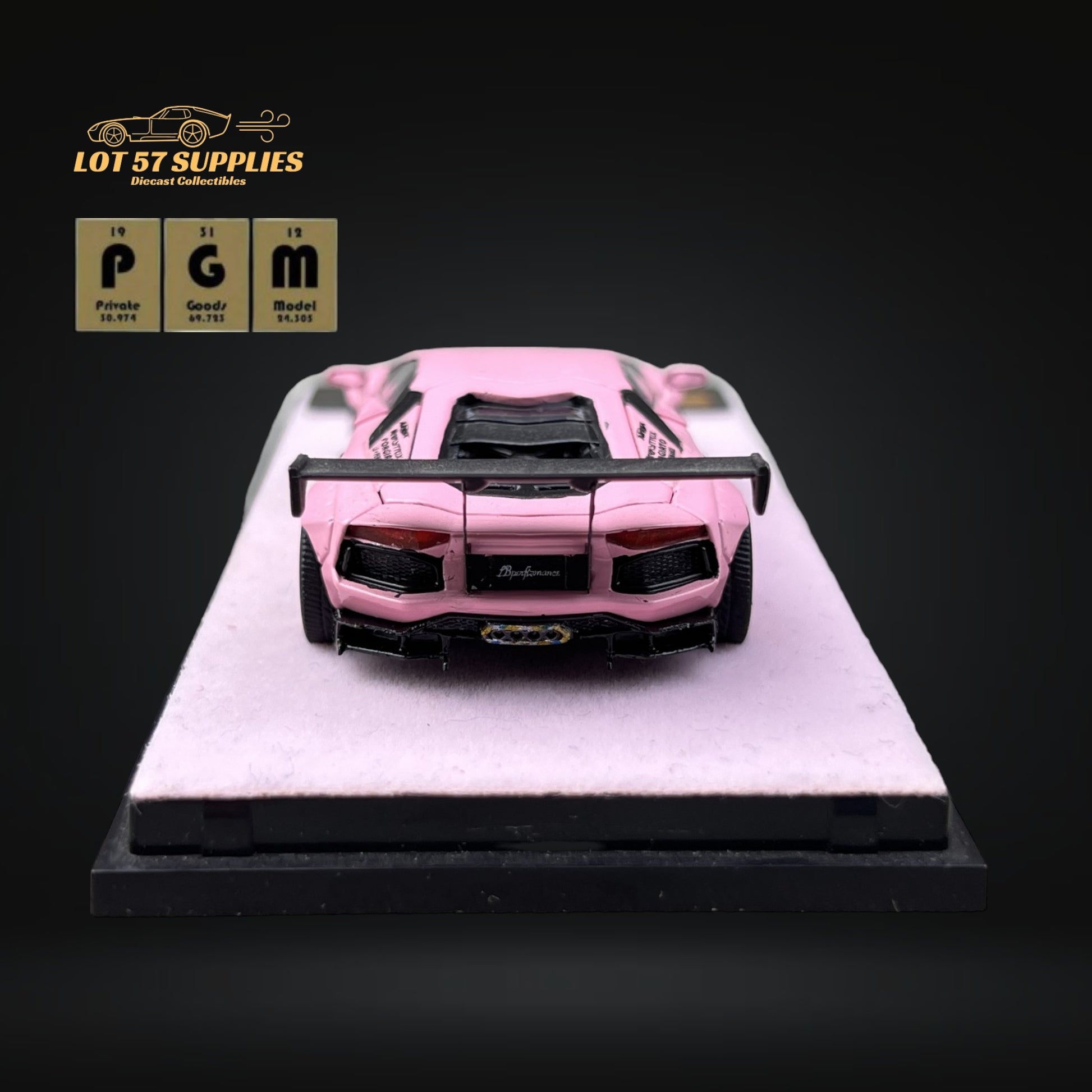 PGM Lamborghini Aventador LP700-4 LBWK Pink Fully Openable Standard Base 1:64 PGM-640412