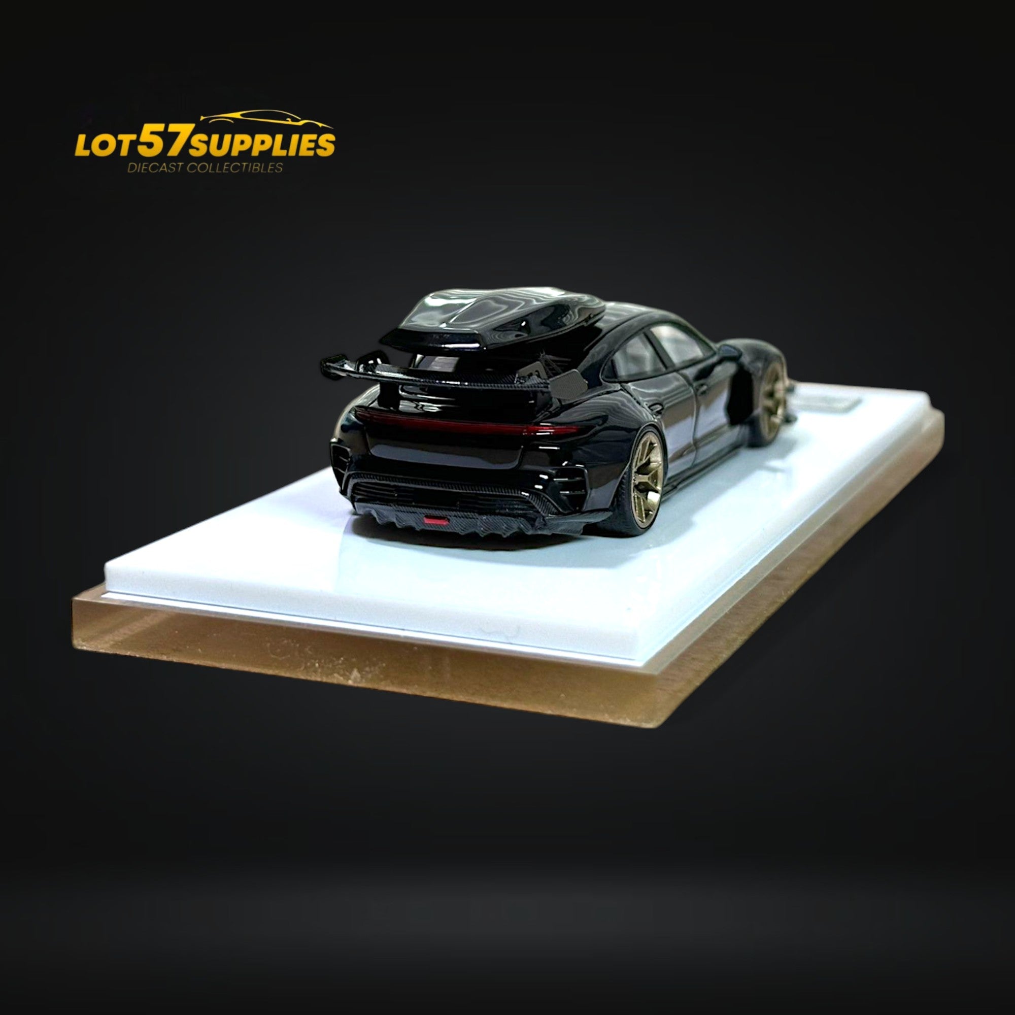 404 YMモデル 1/64 ポルシェ タイカン ゼファー ブラック 海外輸入】 404 YMモデル 1/64 ポルシェ タイカン ゼファー