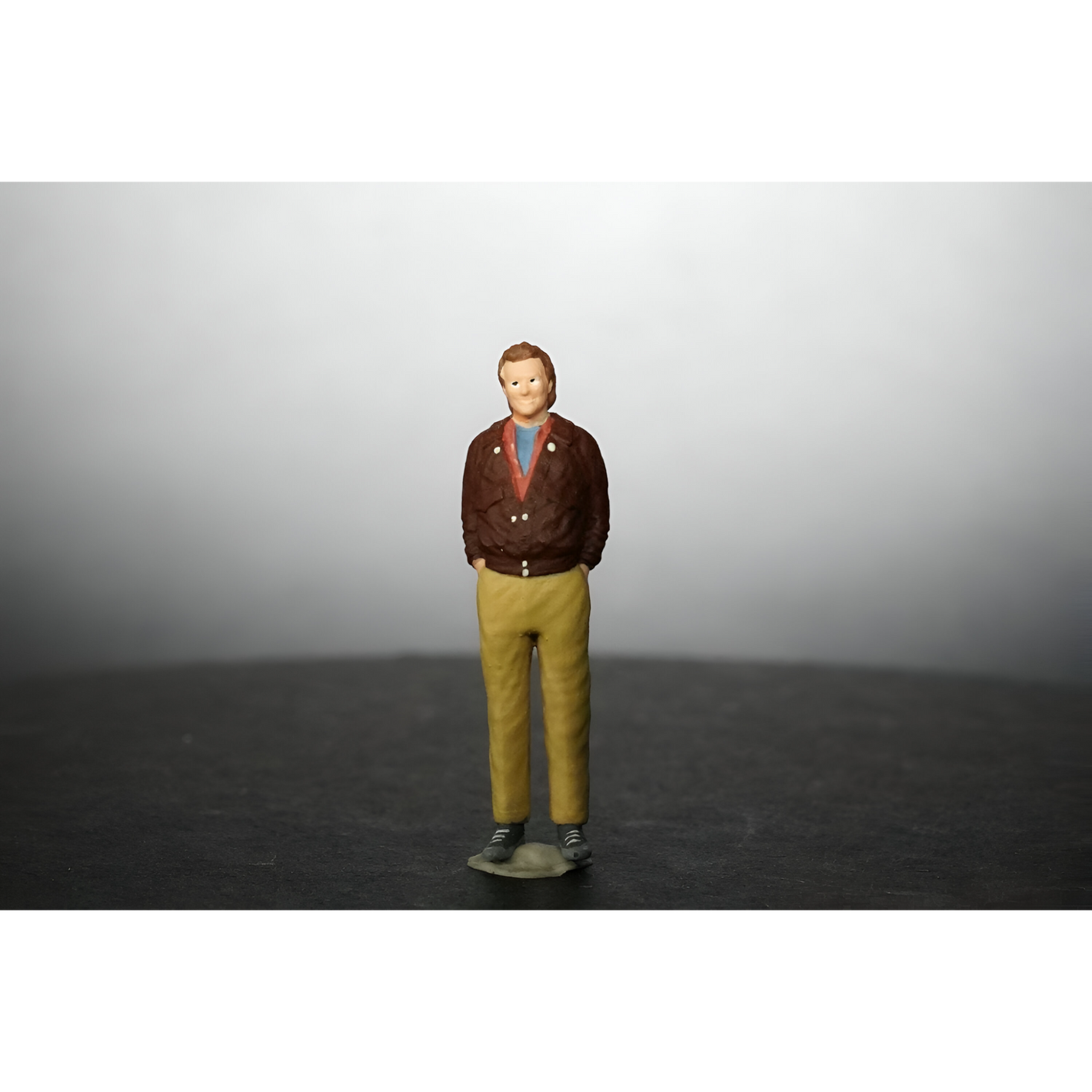 LOT57 Figures Captain Howling Mad "DWIGHT SCHULTZ" 1:64 Diorama Figure