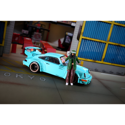 LOT57 Figures "CHOLA GIRL LEANING" 1:64 Diorama Figure