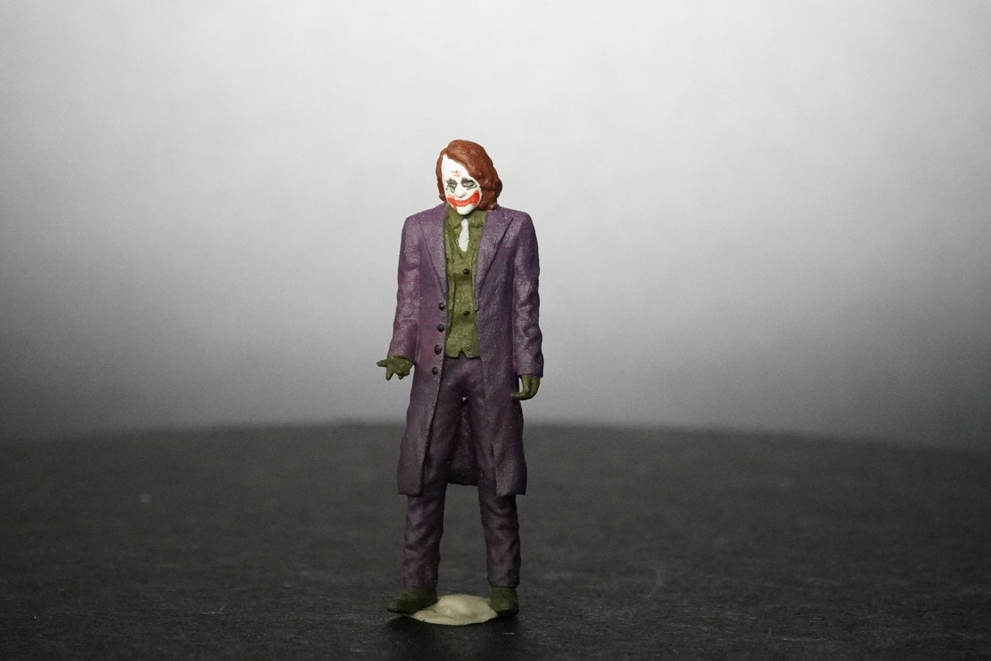 LOT57 Figures "THE JOKER" 1:64 Diorama Figure