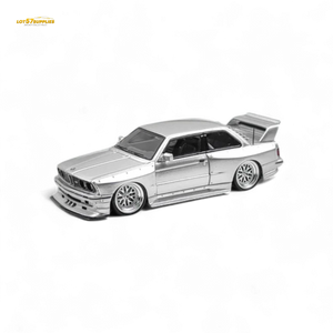 NA BMW E30 Wide-Body Resin Model Silver 1:64