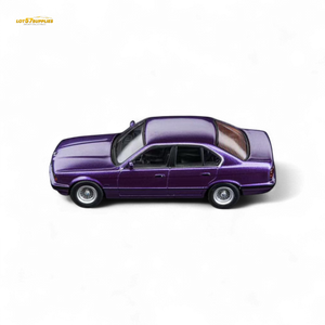 (Pre-Order) DCM BMW E34 5-Series Sedan - Daytona Roland Purple 1:64