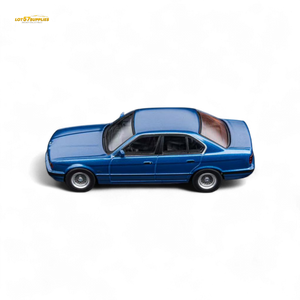 (Pre-Order) DCM BMW E34 5-Series Sedan - Avis Metallic Blue 1:64