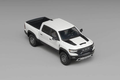 CM Model Dodge Ram 1500 TRX Final Edition 2024 - Diamond White Crystal Pearl 1:64