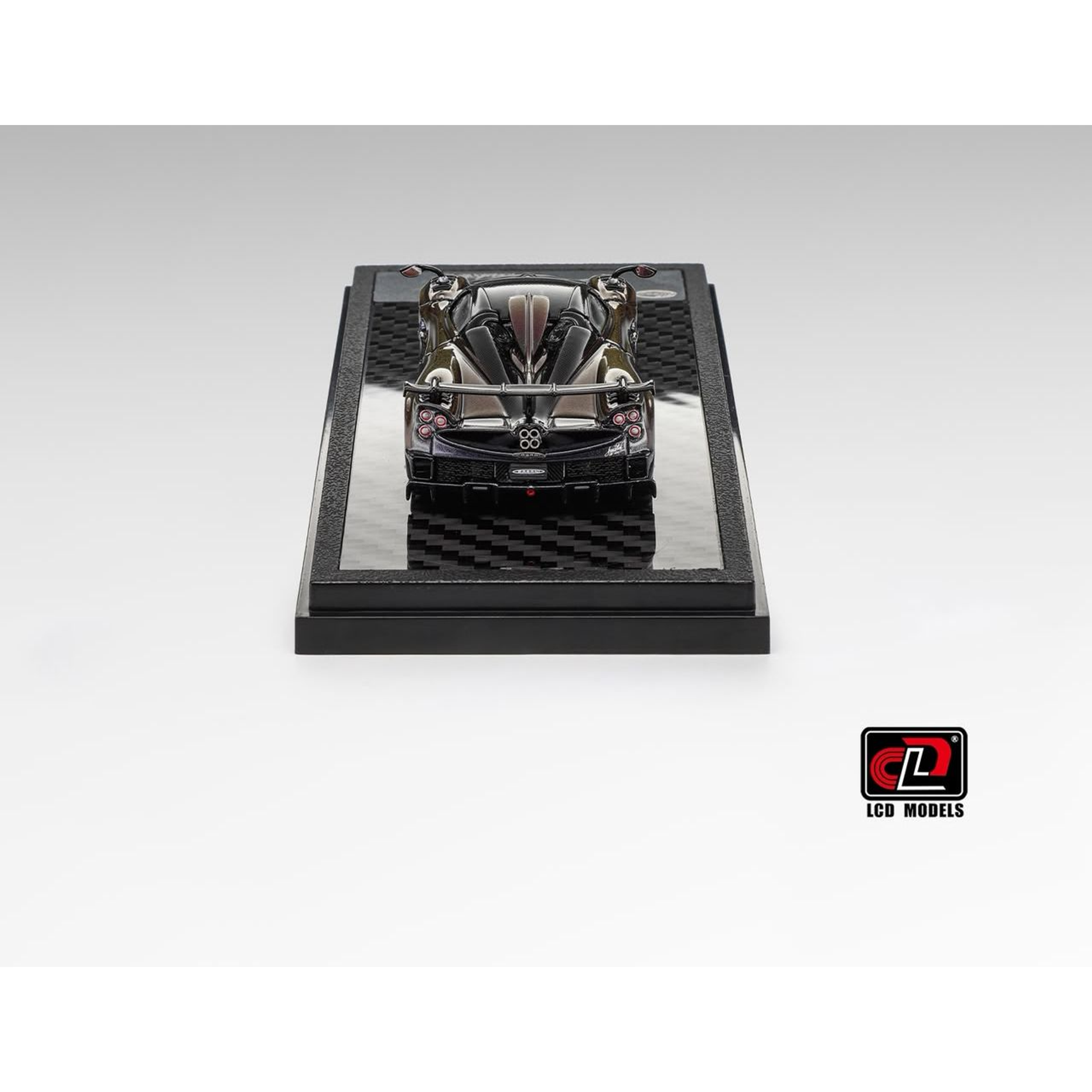 LCD Pagani Imola Roadster Chameleon Purple 1:64