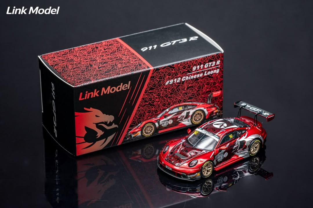 Chinese Dragon 911 GT3 R #912 in front of its red Link Model display box