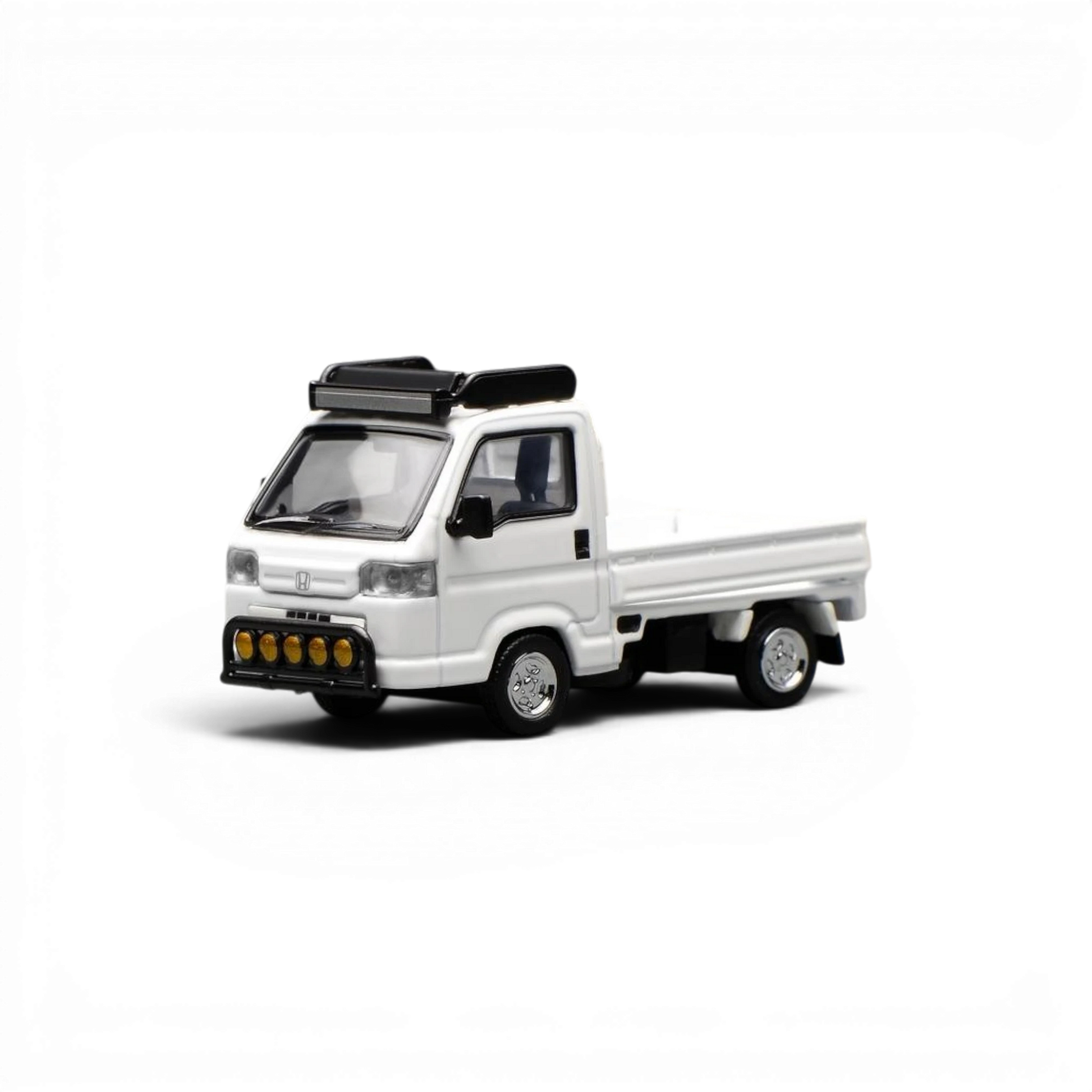 Lot57Supplies Diecast Shop MOTORHELIX 1:64 scale Honda Acty Truck Customized Edition in Taffeta White with roof rack