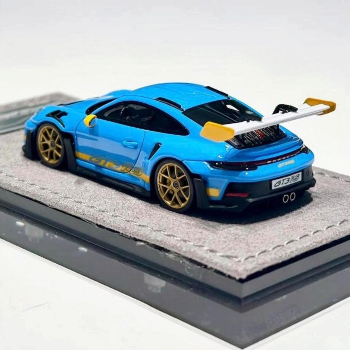 Lot57Supplies Diecast Shop 1:64 scale resin Porsche 992.1 GT3 RS model car in Riviera Blue with gold wheels