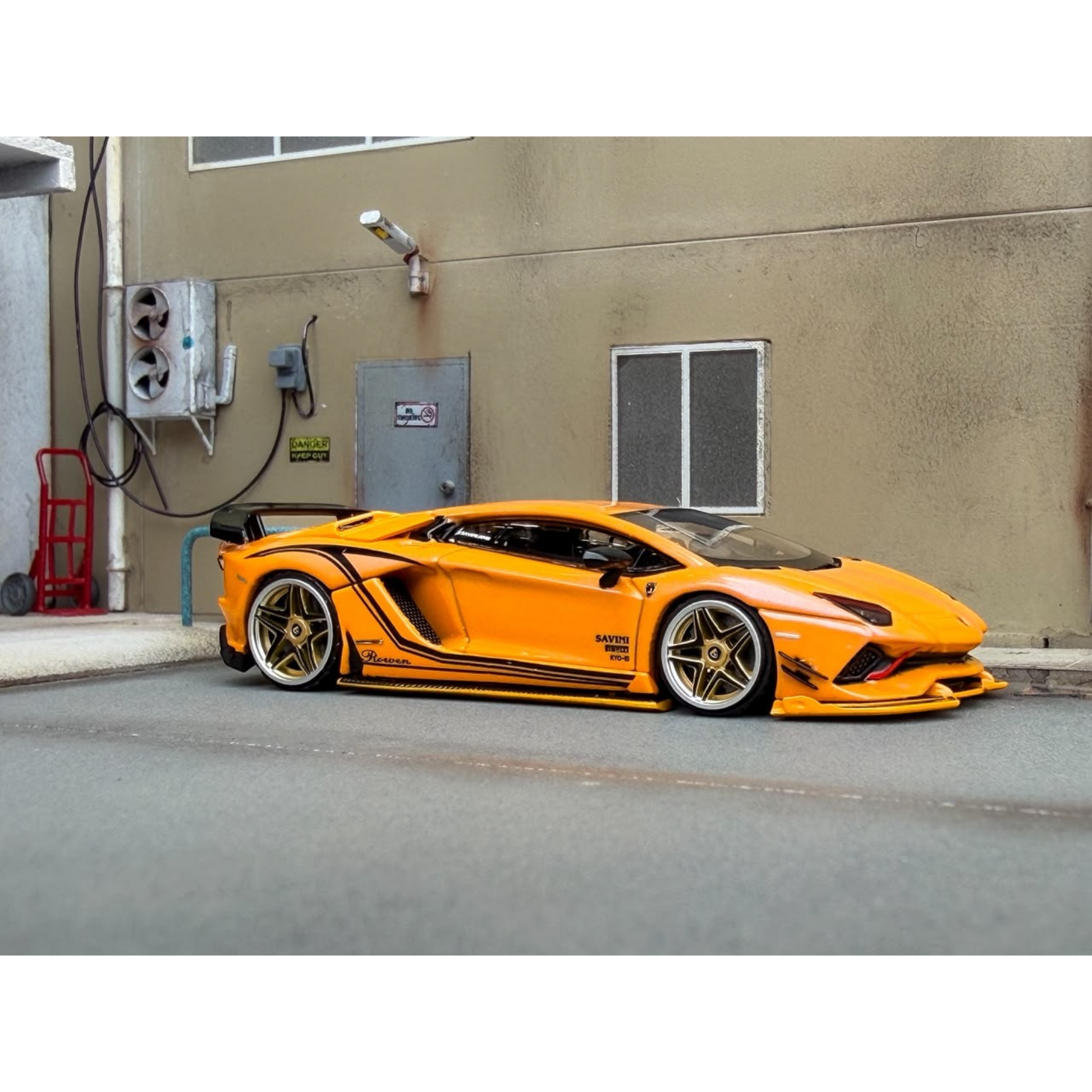 Lot57Supplies Diecast Shop 1:64 scale Rotating Wheel Rowen Aventador S diecast model car in iridescent yellow