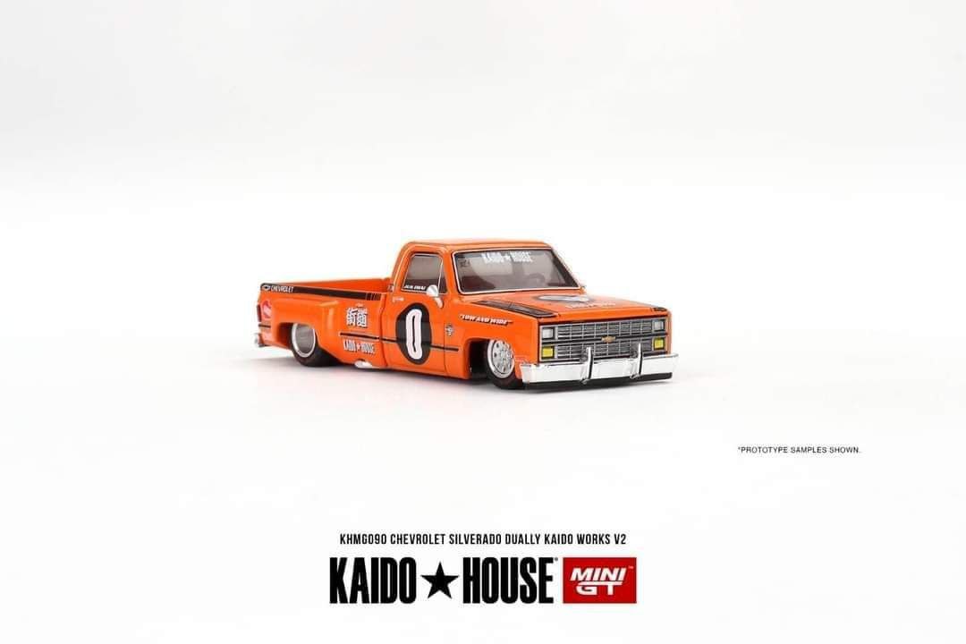  Mini GT x Kaido House Chevrolet Silverado DUALLY KAIDO V2 Orange 1:64 KHMG090