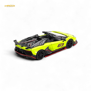 Mini-GT Lamborghini Aventador SVJ 63 Roadster Verde Shock #887 1:64