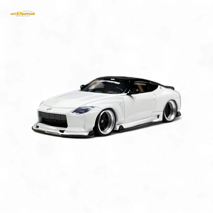 (Pre-Order) Error404 Nissan 400Z White Limited to 499 Units 1:64 Resin Model