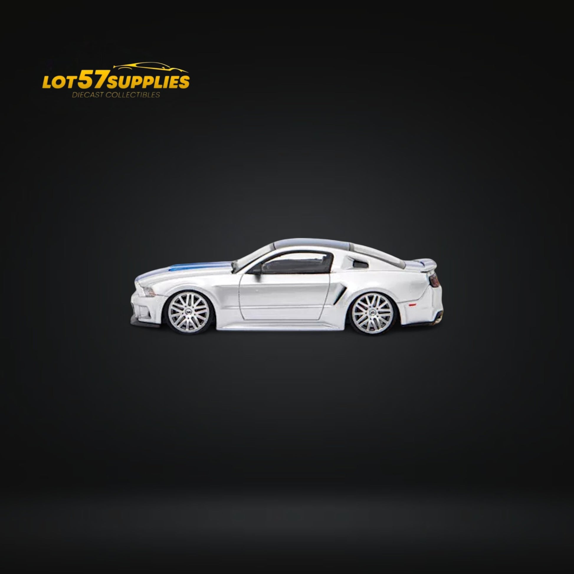 GDO Hunter x DCM 2014 Ford Mustang GT 5.0 Silver With Blue Stripes 1:64