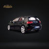 Zoom Volkswagen VW Golf R in Black 1:64