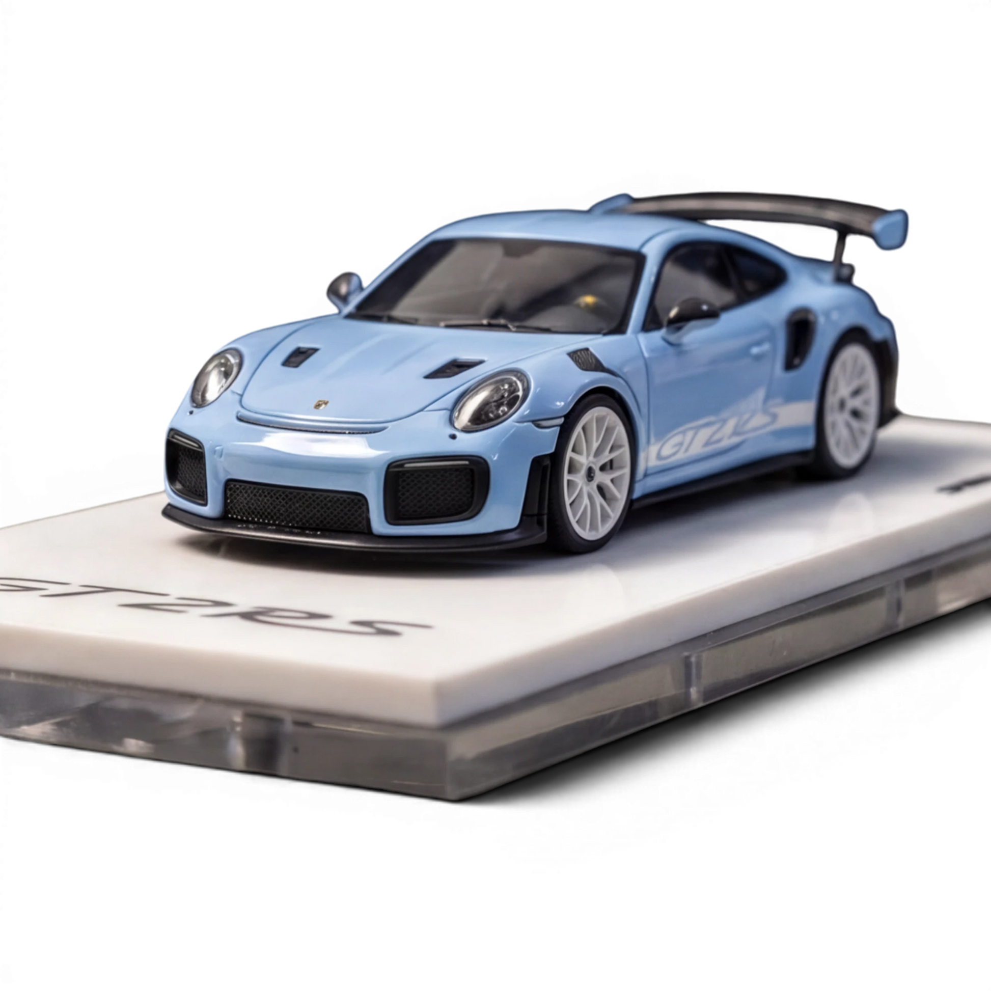 (Pre-Order) SUHE Porsche GT2 RS Macaron Blue Resin 1:64 — angle 3